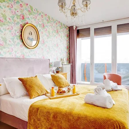 567- Augusto דירה פריז